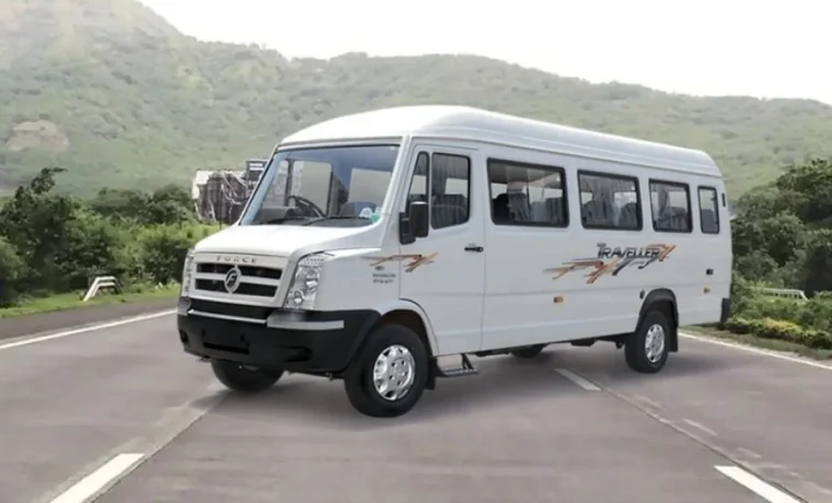 Tempo Traveller (17-seater)