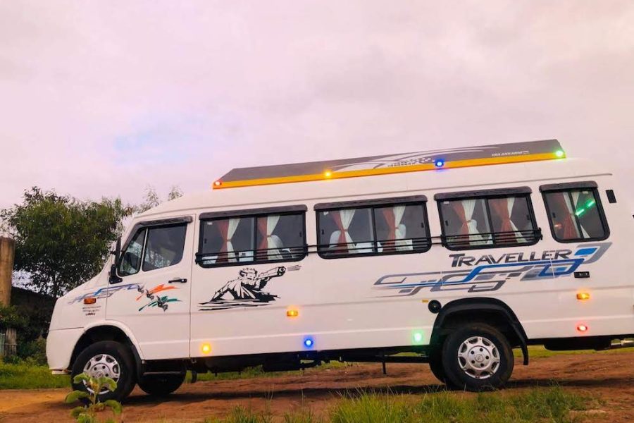 Tempo Traveller (20-seater)