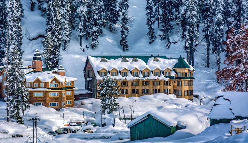 Majestic Beauty of Gulmarg: The Winter Wonderland of Kashmir