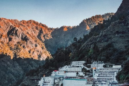 Mata Vaishno Devi With Kashmir Valley